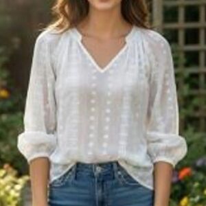 Maurices Sheer Flowy Boho Fairy Ethereal Ivory Textured Blouse